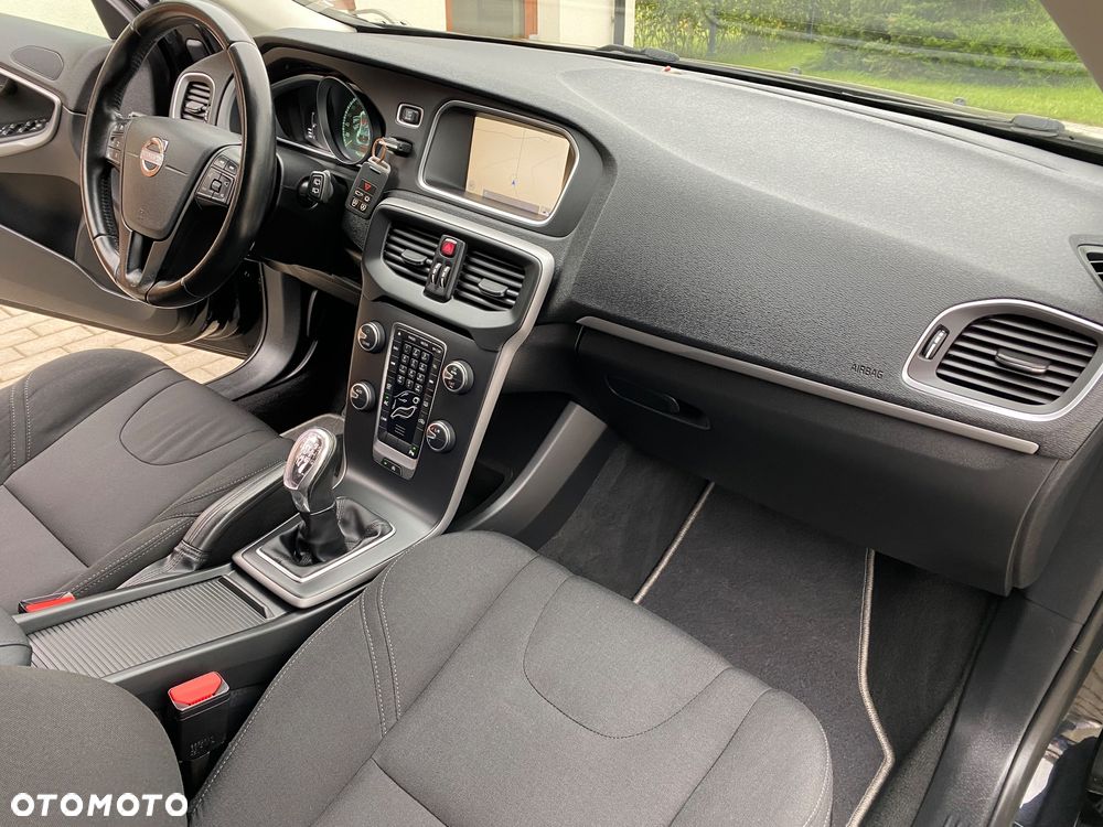 Volvo V40 D2 Kinetic - 8