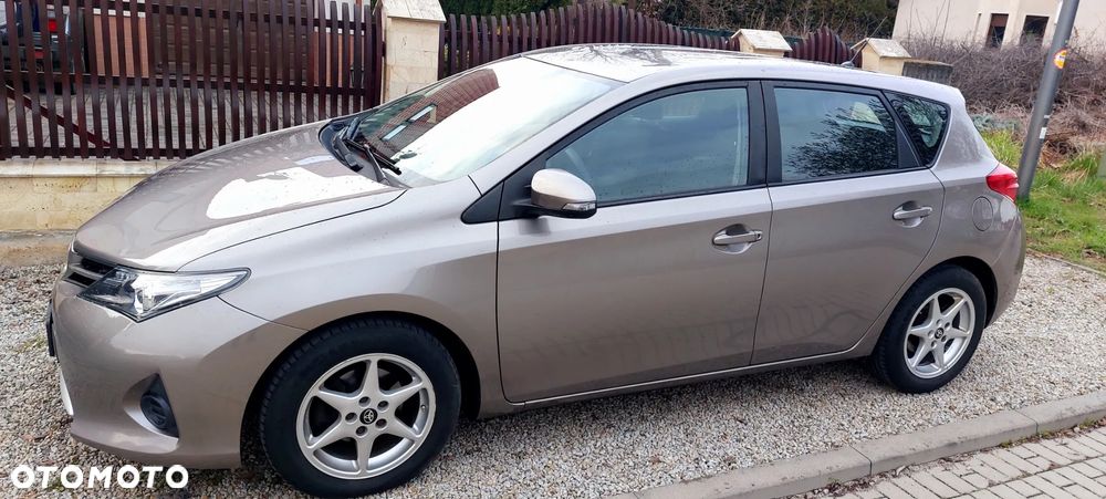 Toyota Auris 1.33 VVT-i Life Comfort - 6