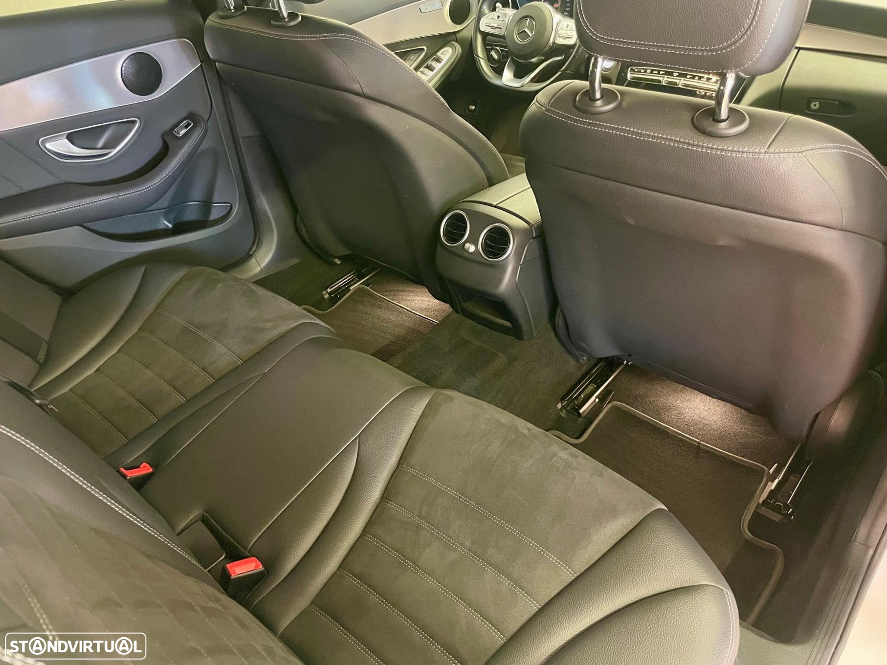 Mercedes-Benz C 300 de AMG Line - 31