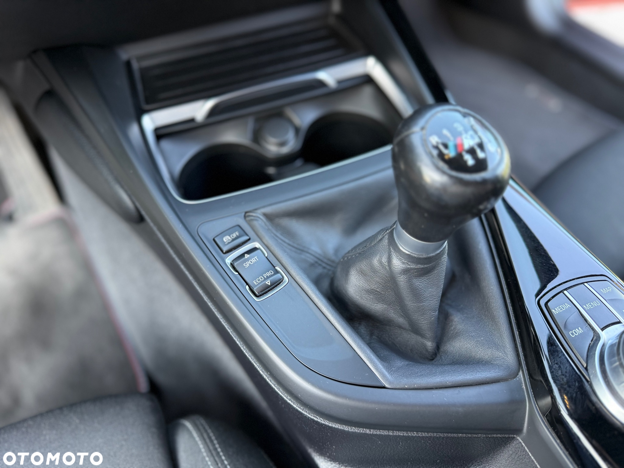 BMW Seria 1 118i M Sport Shadow - 13