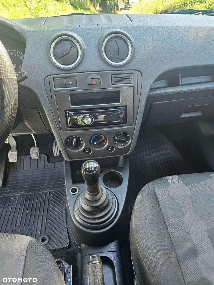 Ford Fusion 1.4 Ambiente - 15