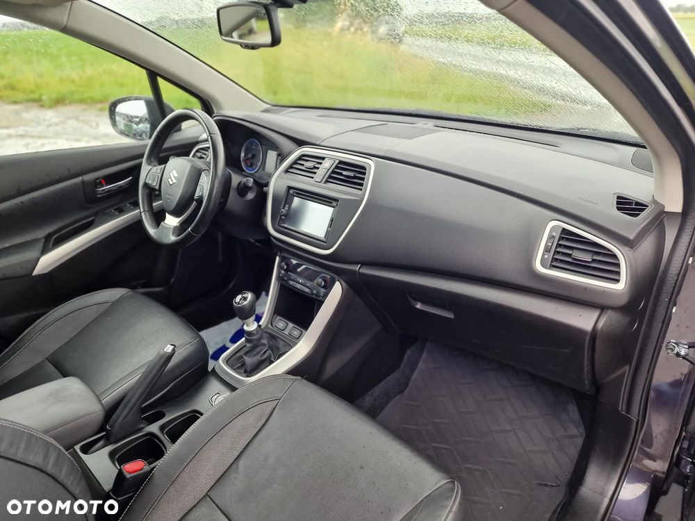 Suzuki SX4 S-Cross 1.6 DDiS Allgrip Comfort - 29