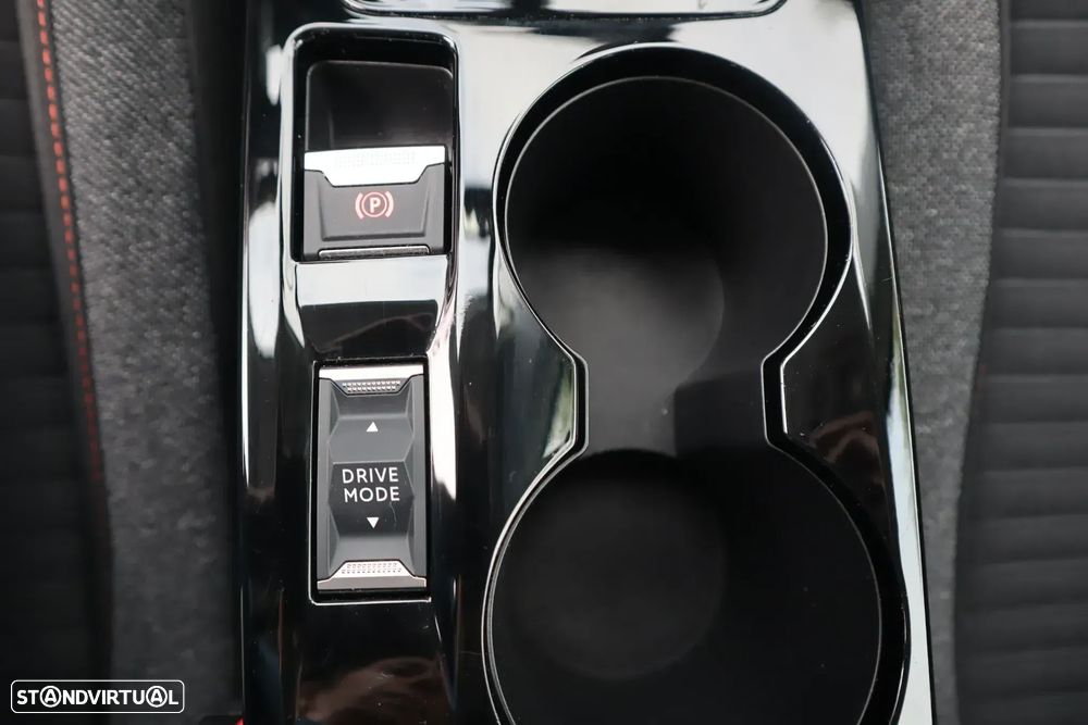 Peugeot e-2008 50 kWh Active Pack - 30