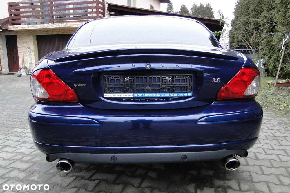 Jaguar X-Type 3.0 V6 4x4 Executive - 5