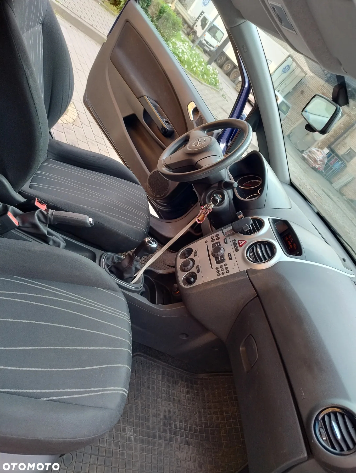 Opel Corsa 1.0 12V - 9