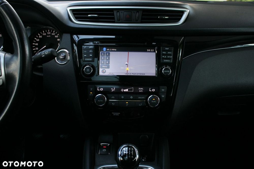 Nissan Qashqai 1.6 DIG-T N-Connecta - 10