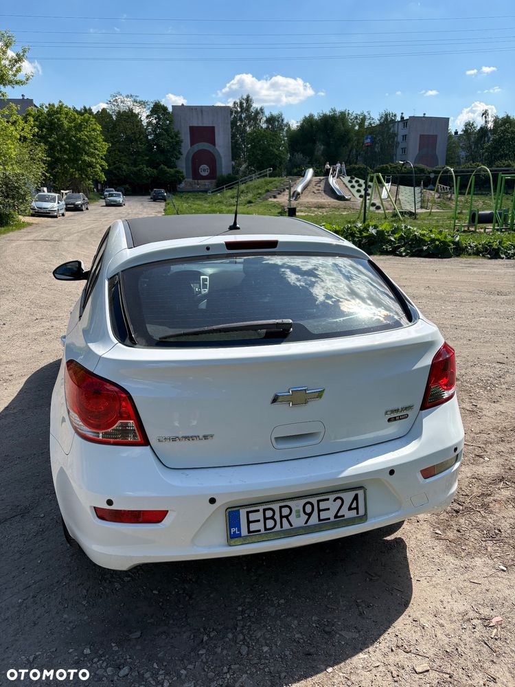 Chevrolet Cruze 1.7 D LT+ - 4