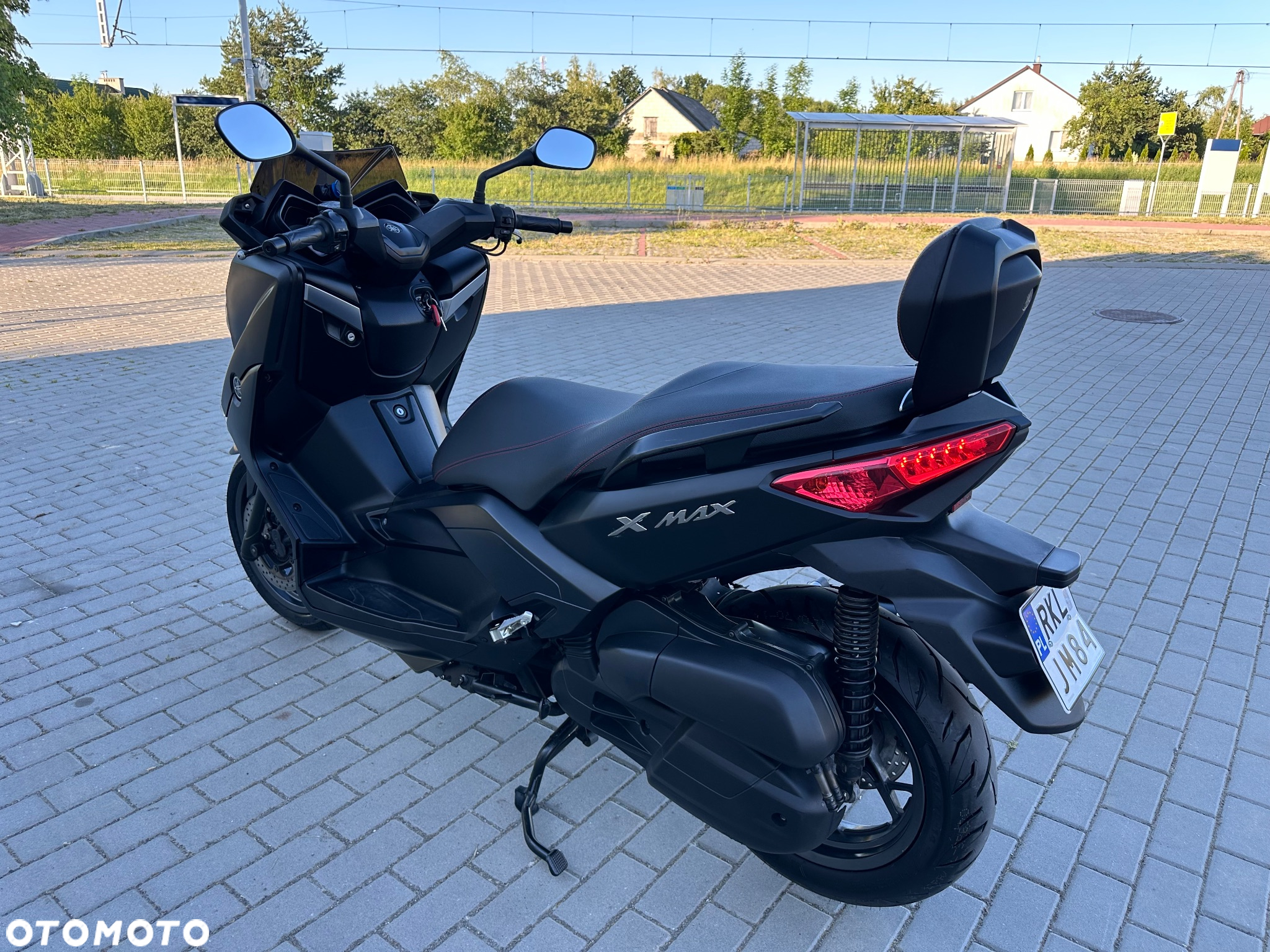 Yamaha X-max - 10