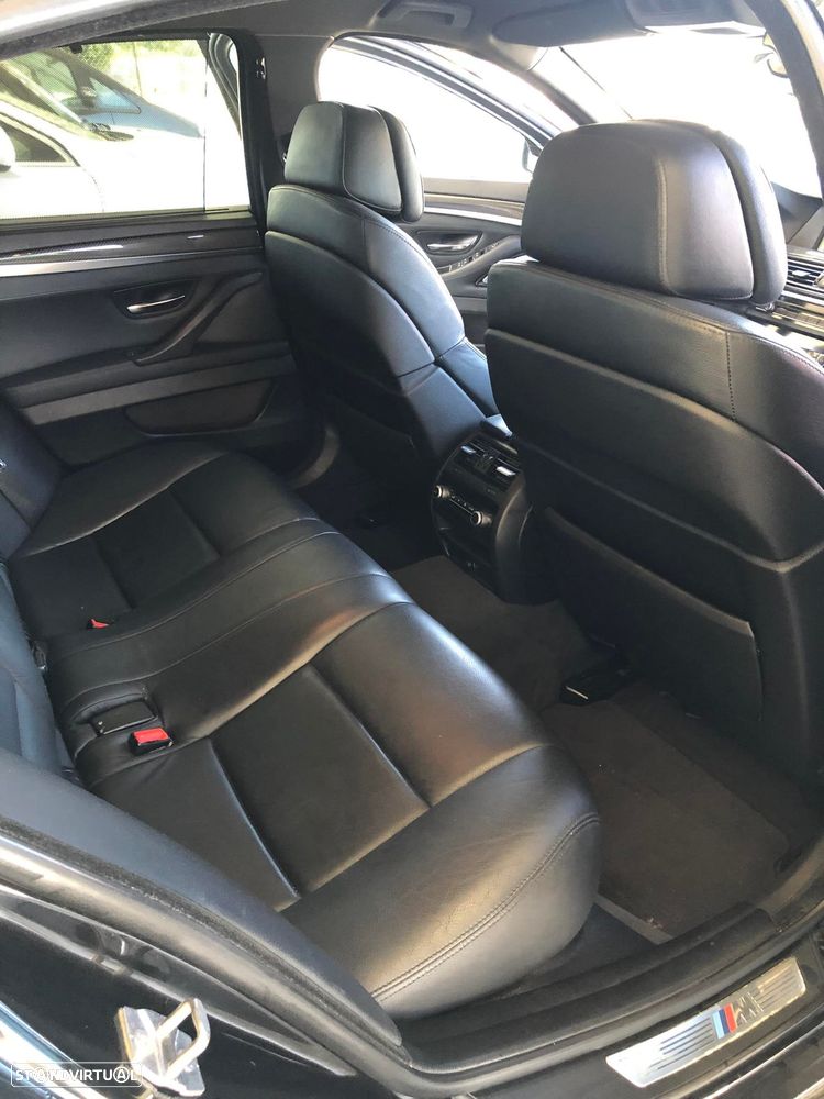 BMW M550d xDrive Auto - 16