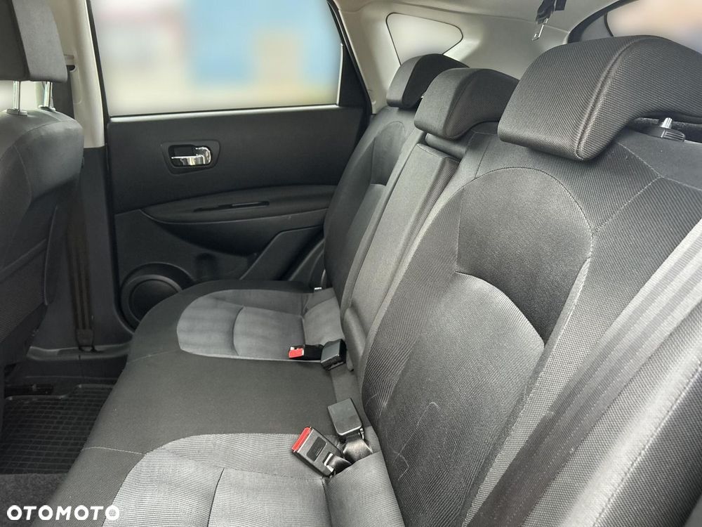 Nissan Qashqai - 12
