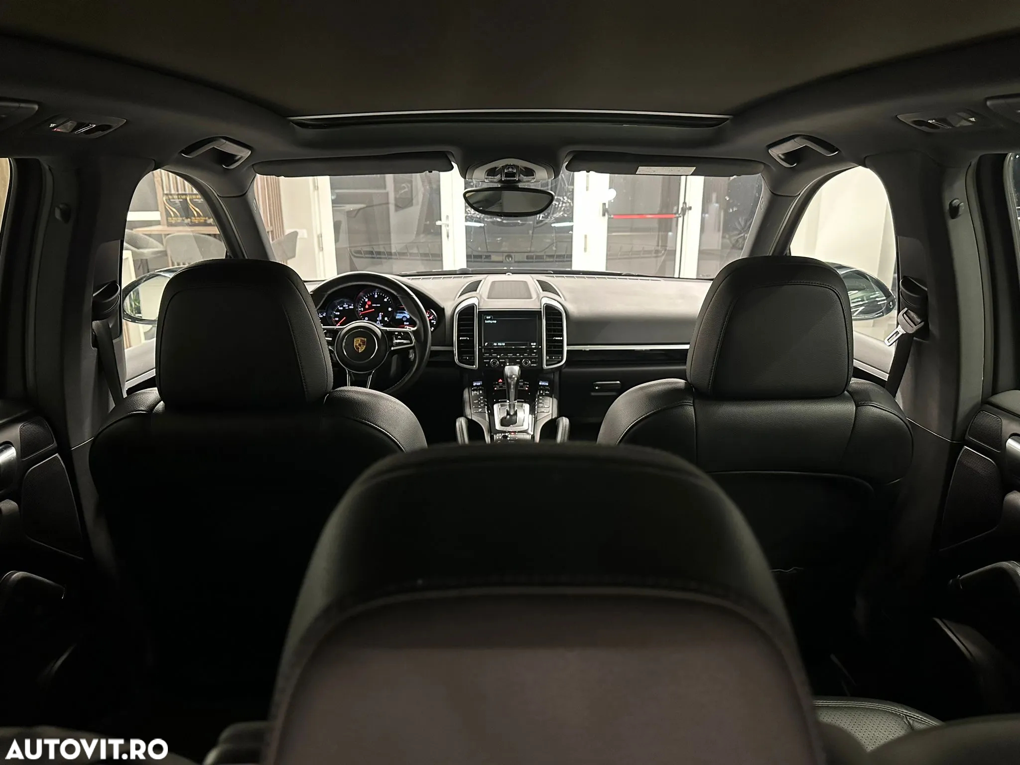 Porsche Cayenne 3.0 L - 19
