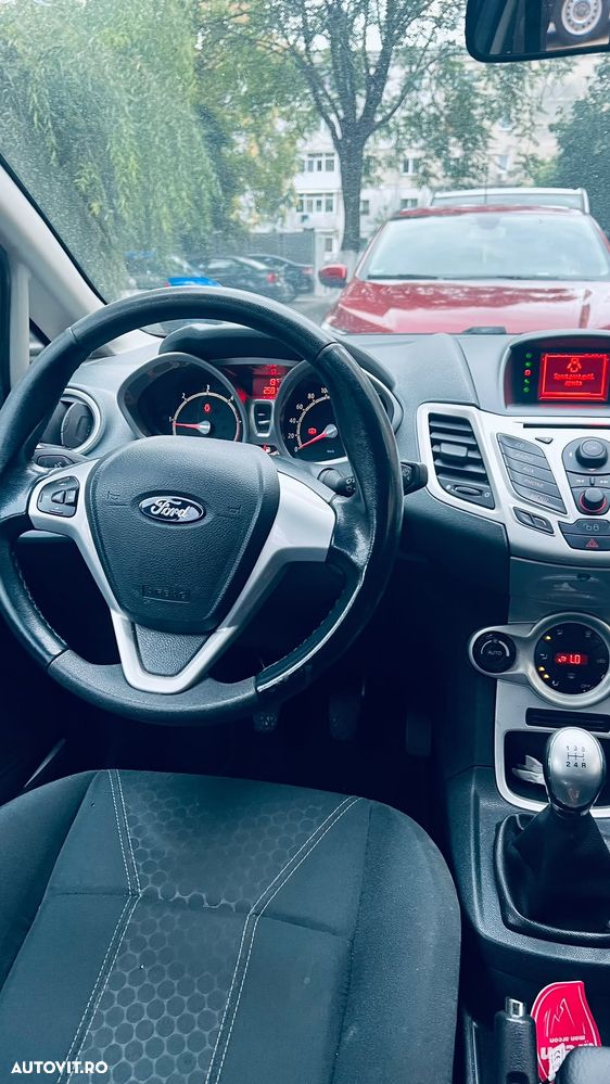 Ford Fiesta 1.6 TDCI Individual - 5