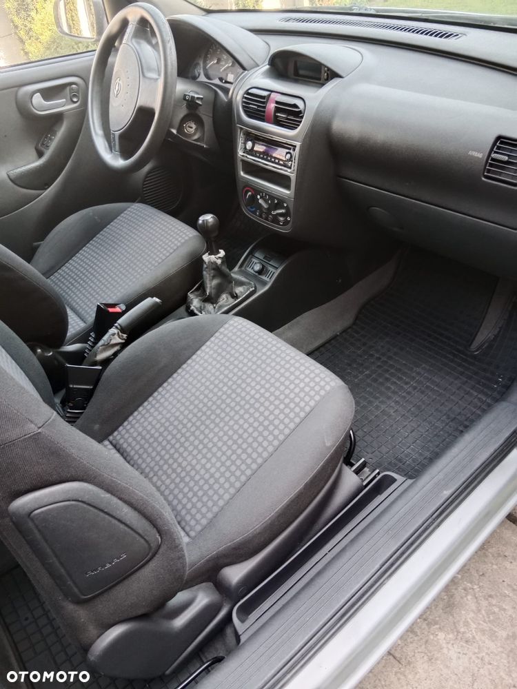 Opel Corsa 1.0 12V Silverline - 14