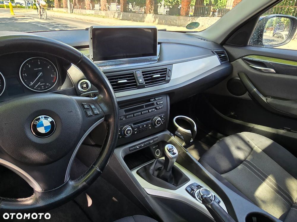 BMW X1 sDrive20d - 12