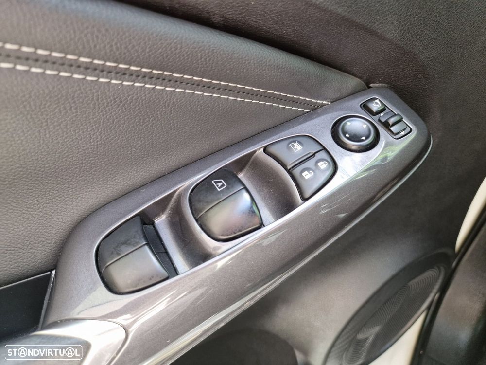 Nissan Juke 1.0 DIG-T N-Connecta NAV.+TwoTone NC - 28