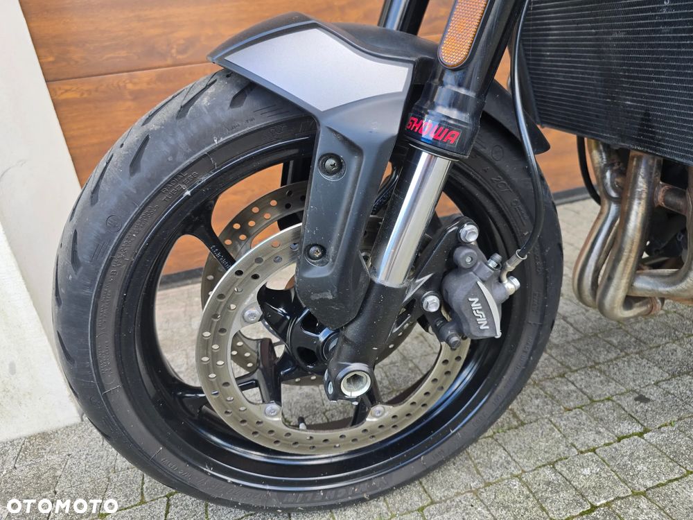 Triumph Trident - 26