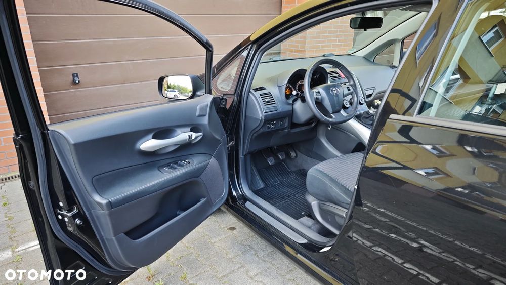 Toyota Auris 1.6 Edition - 8