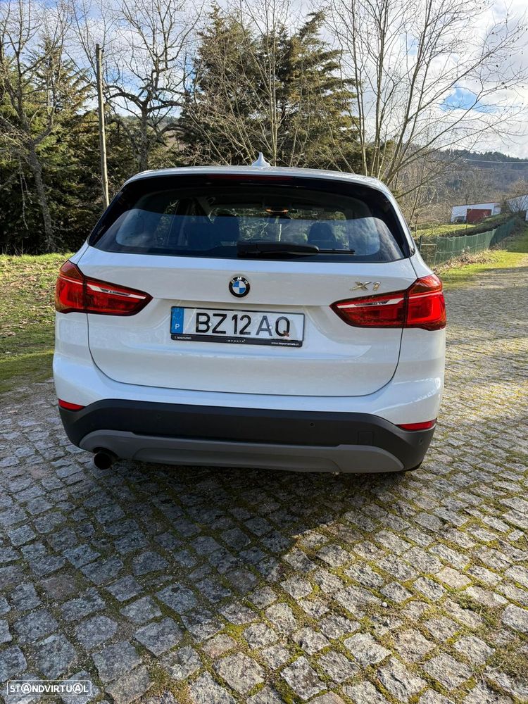 BMW X1 sDrive18i - 8