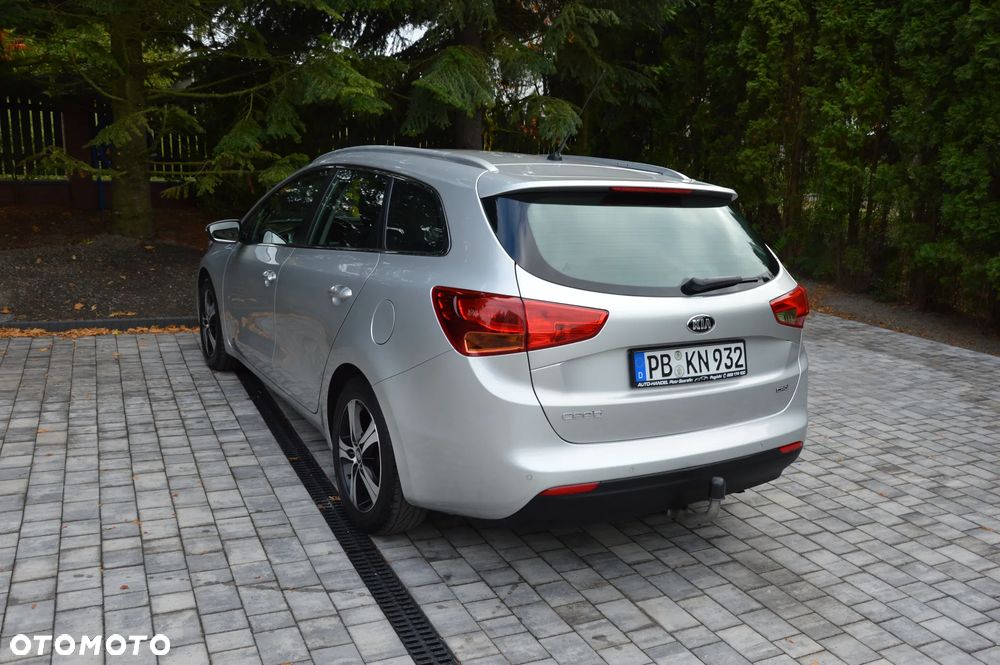 Kia Ceed - 22