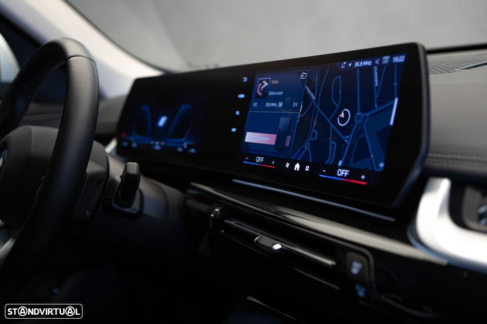 BMW iX1 eDrive20 xLine - 12