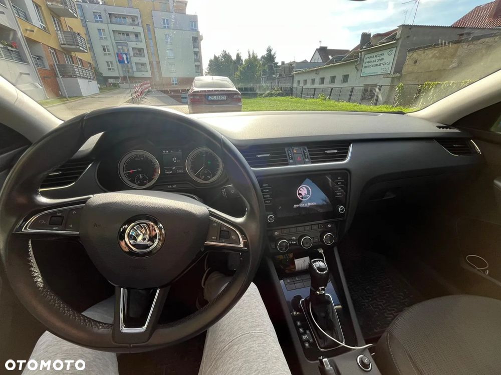 Skoda Octavia 2.0 TDI Style DSG - 14