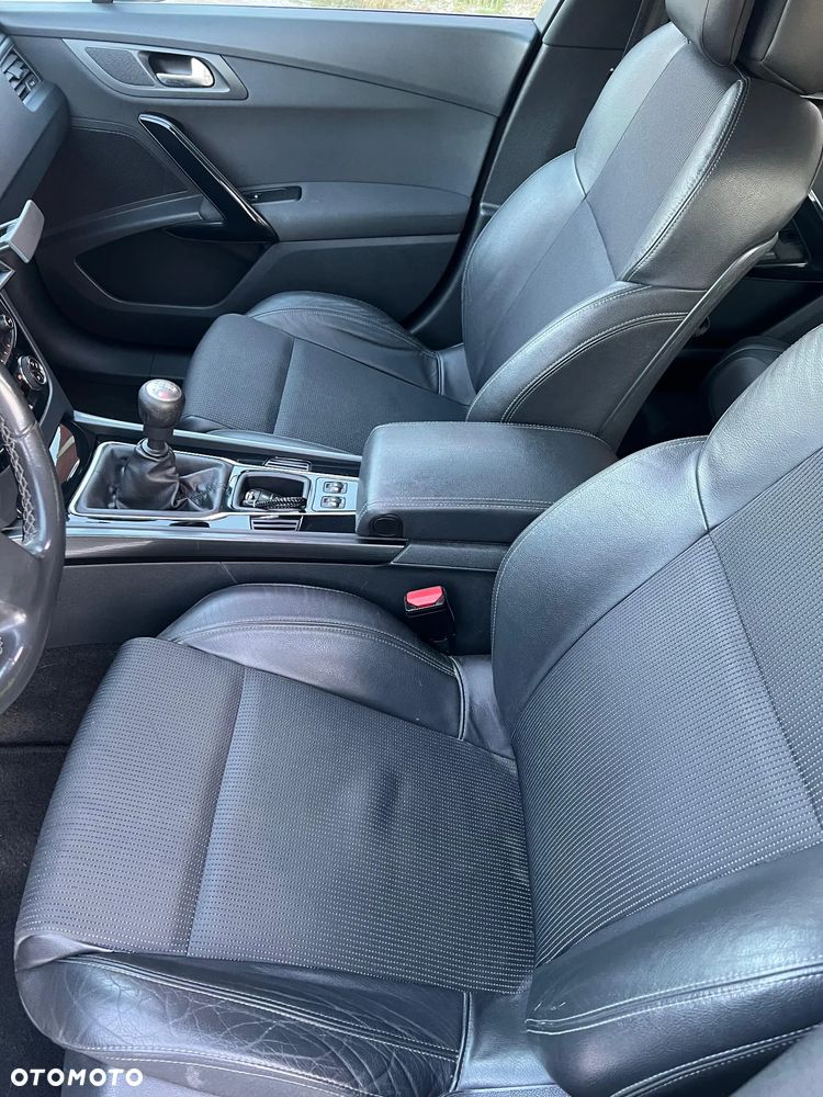 Peugeot 508 2.0 HDi Allure - 12