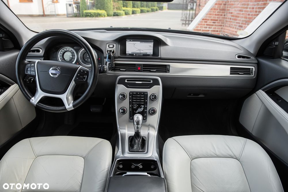 Volvo XC 70 D4 AWD Summum EU6 - 27