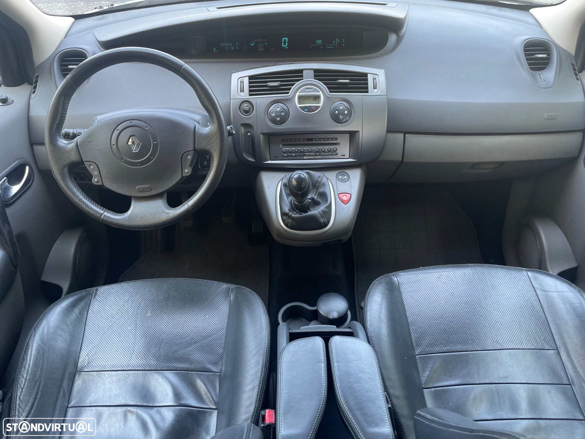 Renault Scénic 1.5 dCi Privilège Luxe - 10