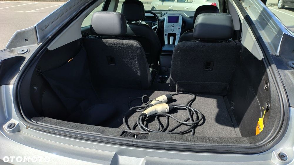 Chevrolet Volt Exclusive - 4