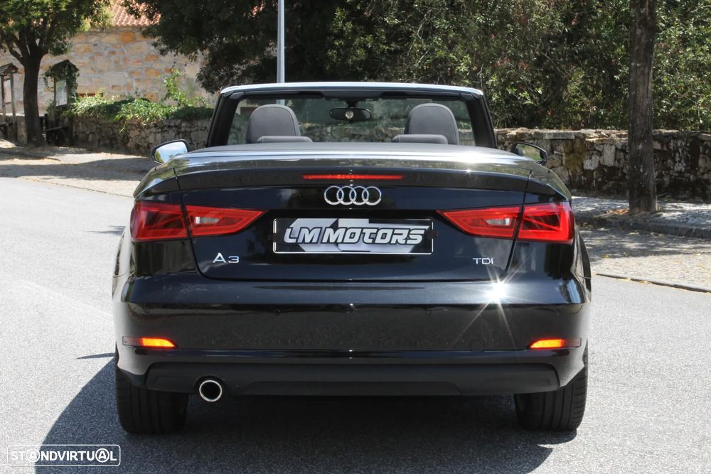 Audi A3 1.6 TDI Attraction Ultra - 12