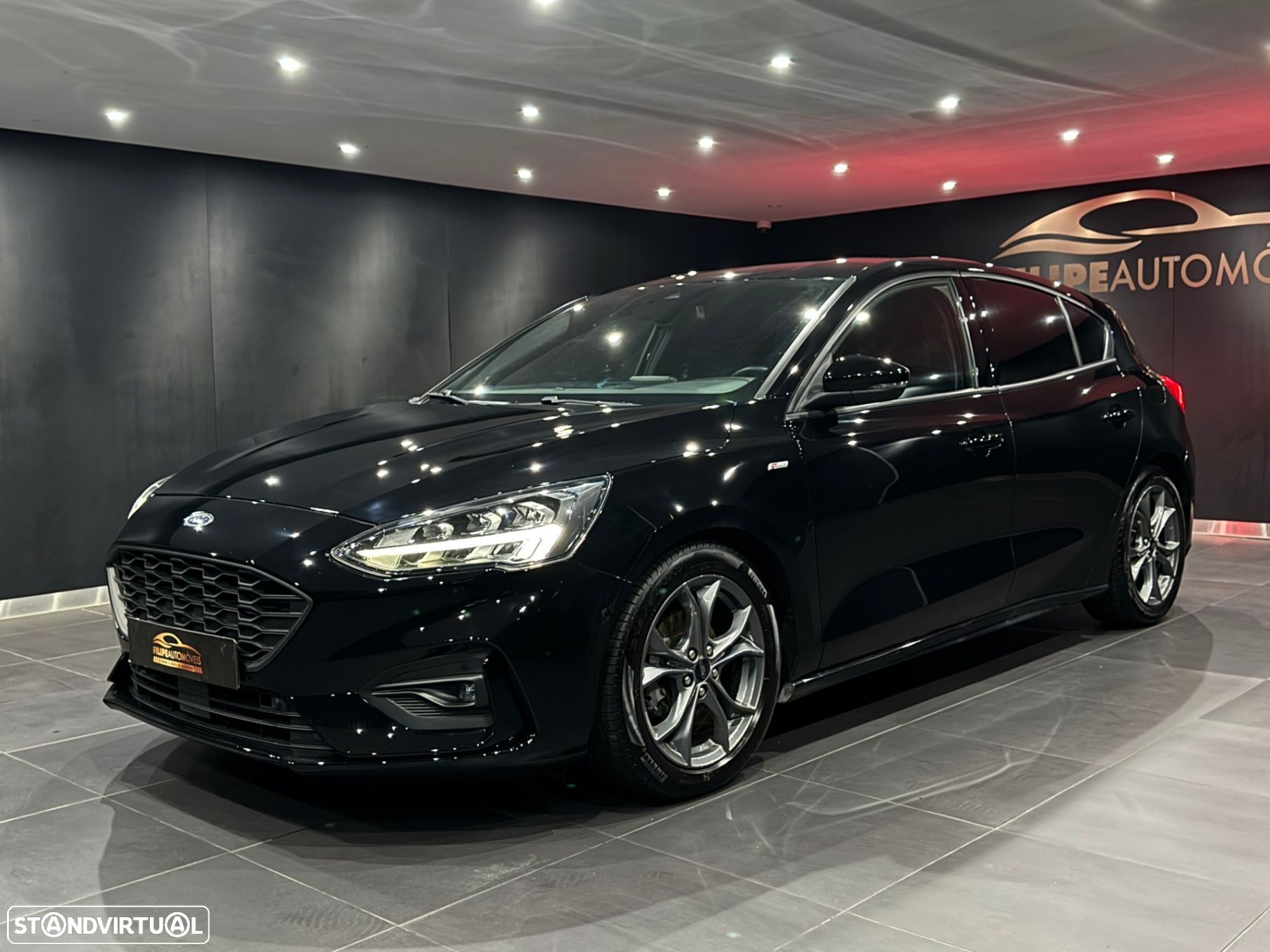 Ford Focus 1.0 EcoBoost ST-Line X - 1
