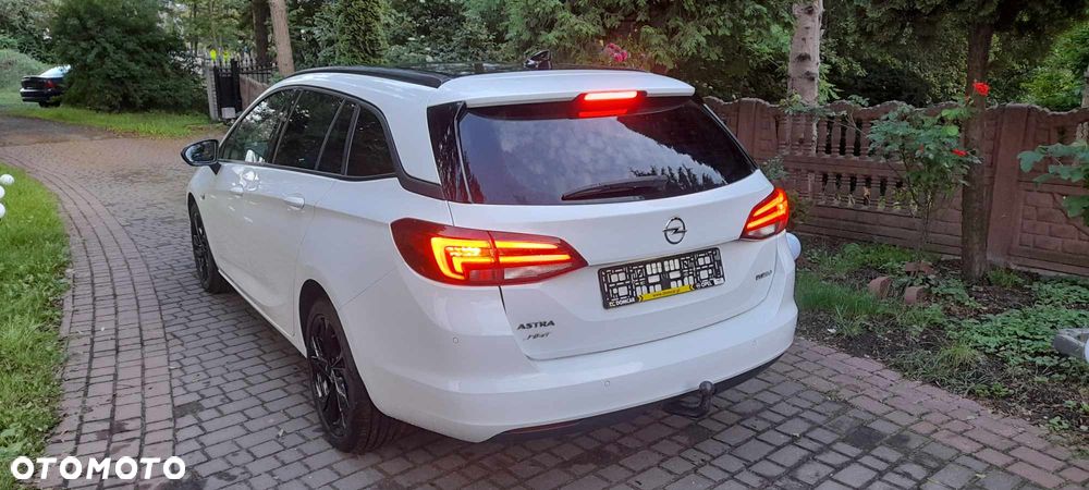 Opel Astra 1.4 Turbo Edition - 2