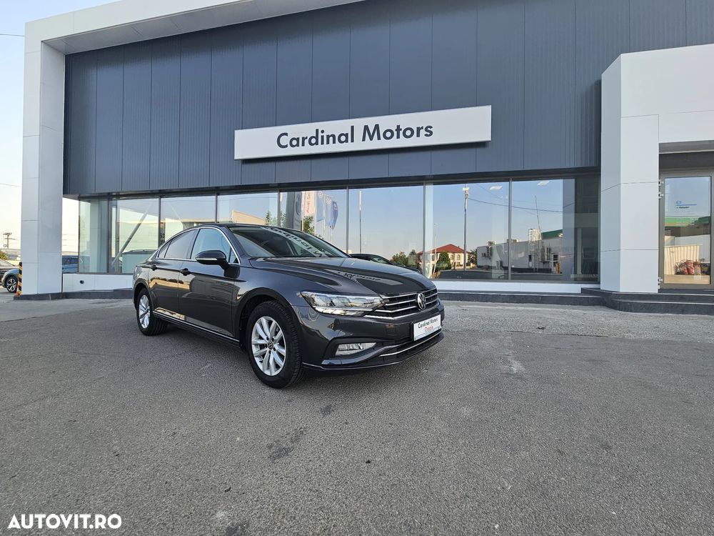 Volkswagen Passat 2.0 TDI DSG Comfortline - 1