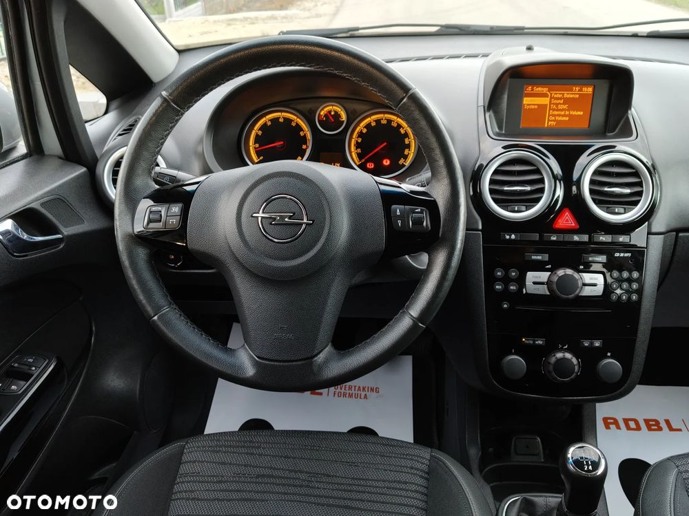 Opel Corsa 1.4 16V Energy - 24