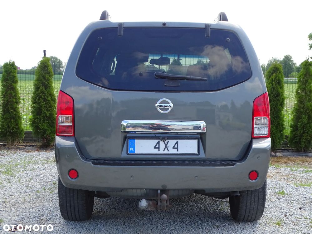 Nissan Pathfinder 2.5 DCi Elegance + - 7