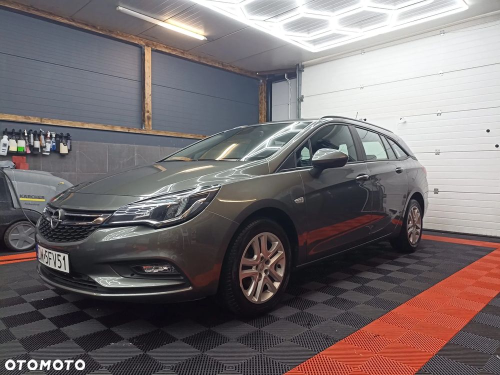 Opel Astra 1.6 CDTI Enjoy S&S - 1
