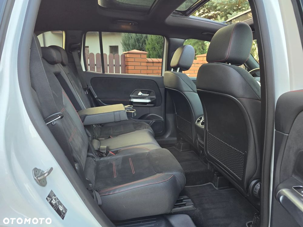 Mercedes-Benz GLB 200 d 4-Matic AMG Line 8G-DCT - 20