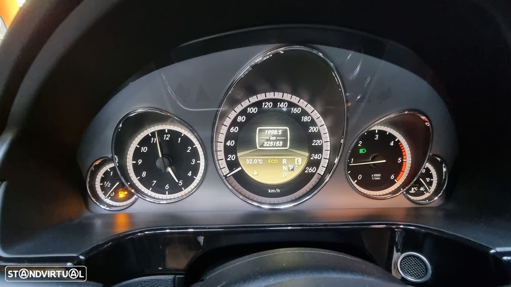 Mercedes-Benz E 250 CDI Avantgarde BlueEfficiency Auto. - 12