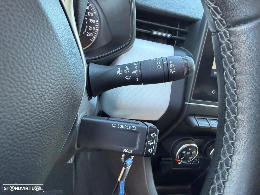 Renault Clio 1.0 TCe Evolution Bi-Fuel - 23
