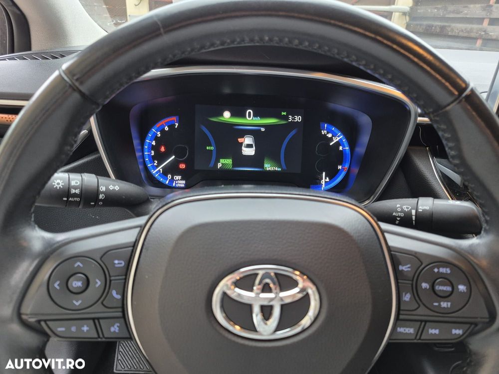 Toyota Corolla Sedan 1.8 HSD Dynamic - 6