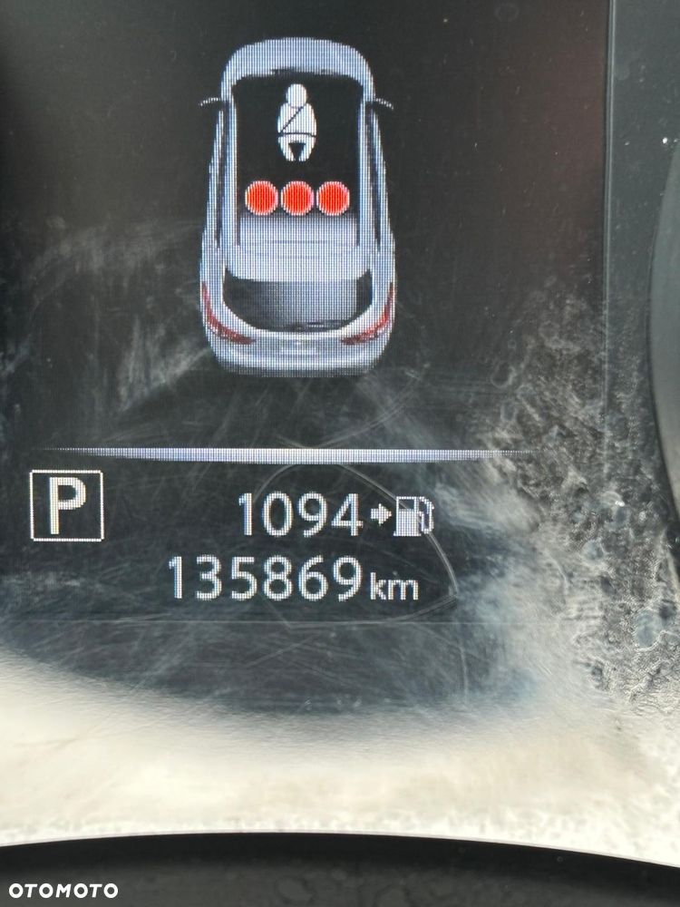 Nissan Qashqai 1.6 DCi Xtronic N-Connecta - 11