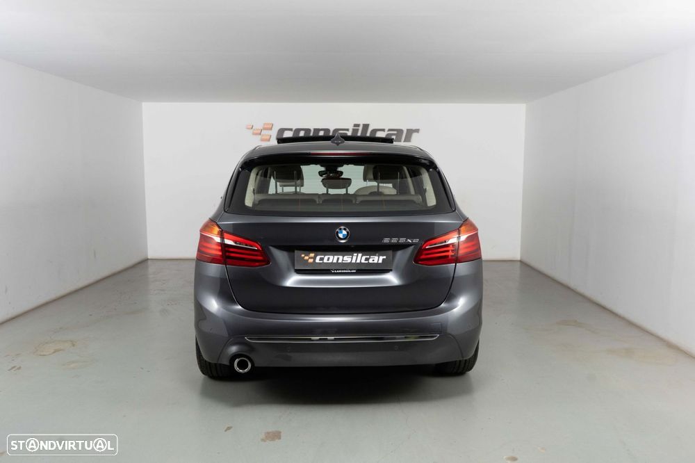 BMW 225xe Active Tourer Line Luxury - 6