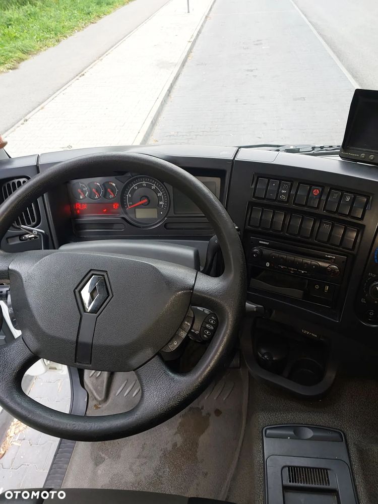 Renault D 19 WIDE - 9