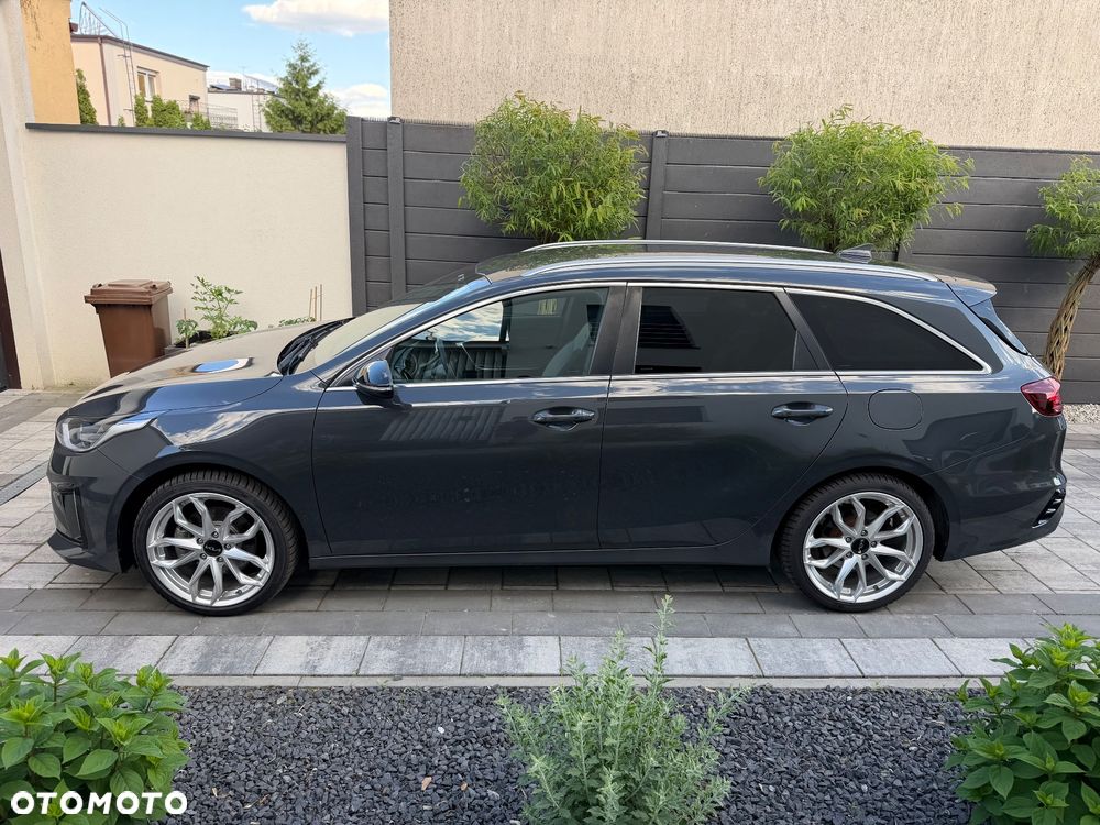 Kia Ceed 1.4 T-GDI OPF GT Line - 9