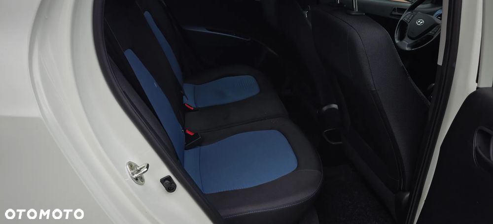 Hyundai i10 1.0 BlueDrive Comfort - 16