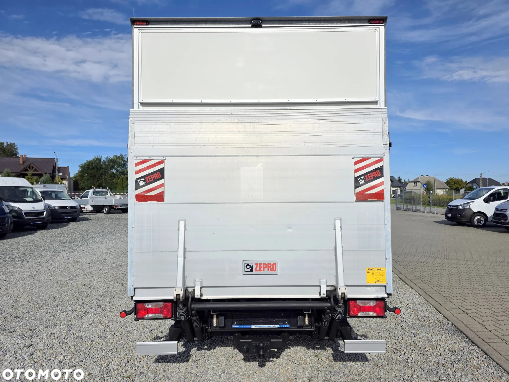 Iveco 35-170 3,0 HPI 170 KONNY KONTENER 4,2M WINDA KLIMA WEBASTO 8 BIEGOWY HIMATIC 4,1M ROZSTAW OSI - 4