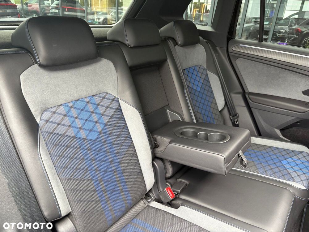 Volkswagen Tiguan - 16