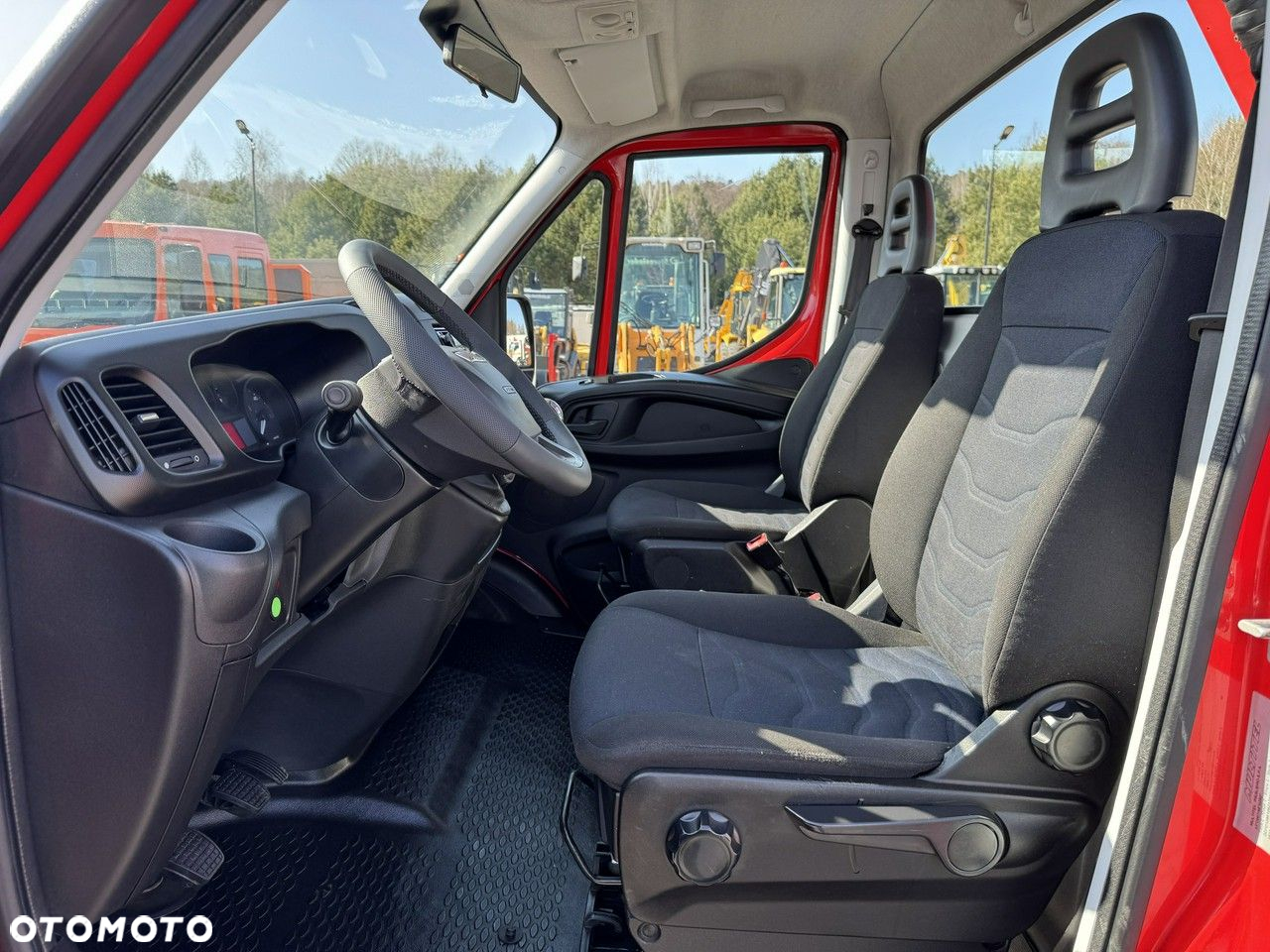 Iveco Daily 35S12 - 25
