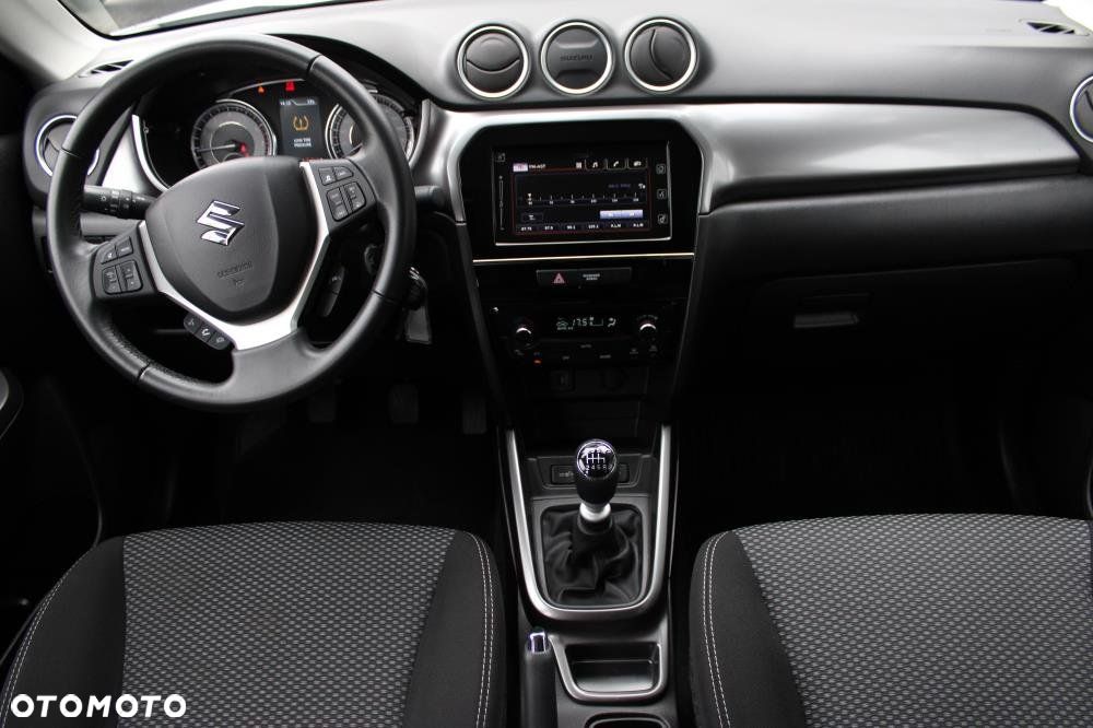 Suzuki Vitara - 10