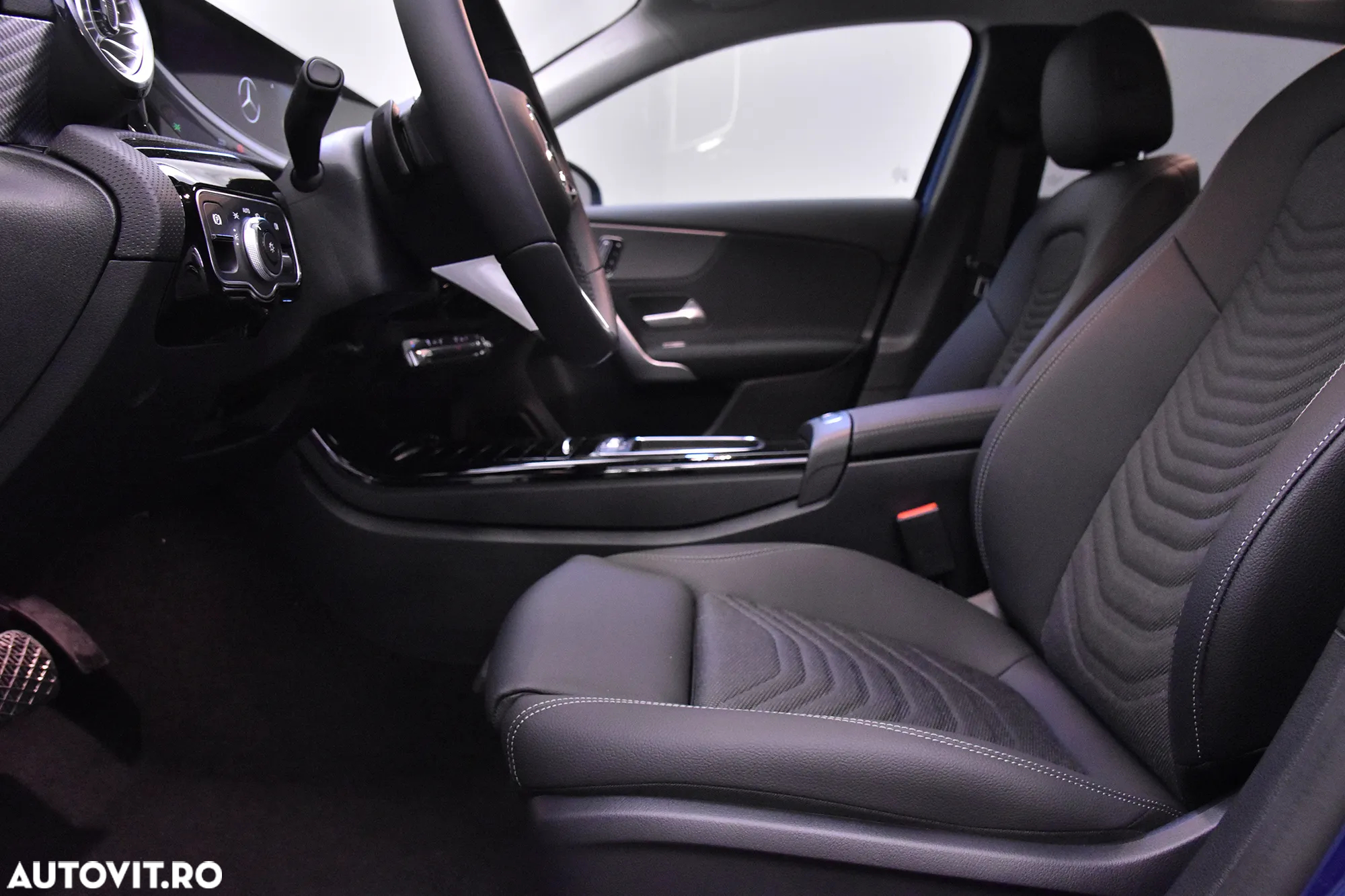 Mercedes-Benz A 200 MHEV 7G-DCT - 23